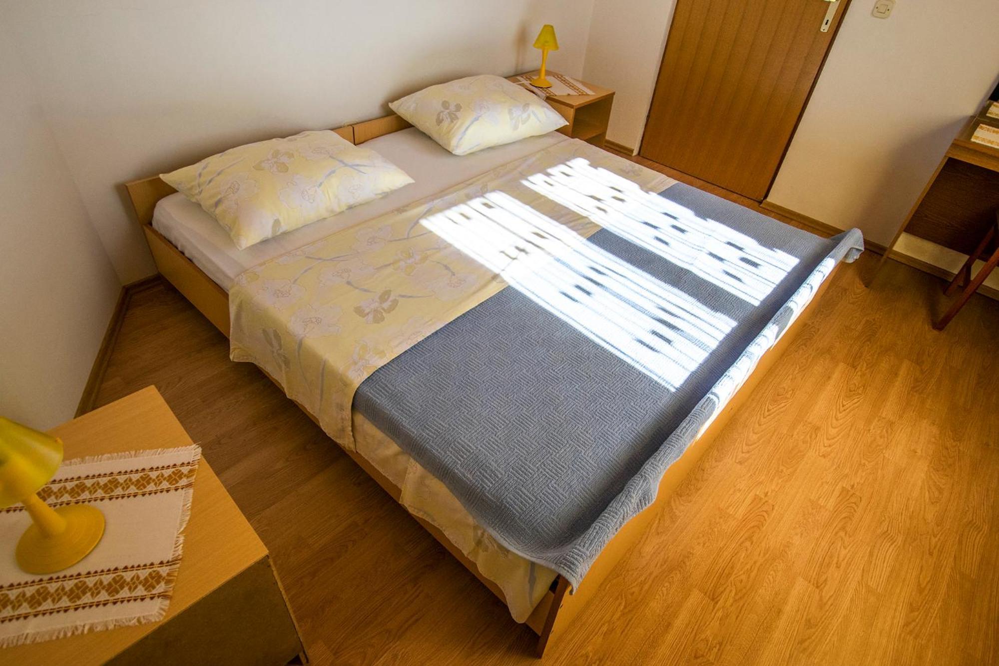 Apartments Zile Starigrad Paklenica Luaran gambar