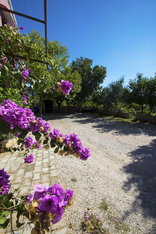 Apartments Zile Starigrad Paklenica Luaran gambar